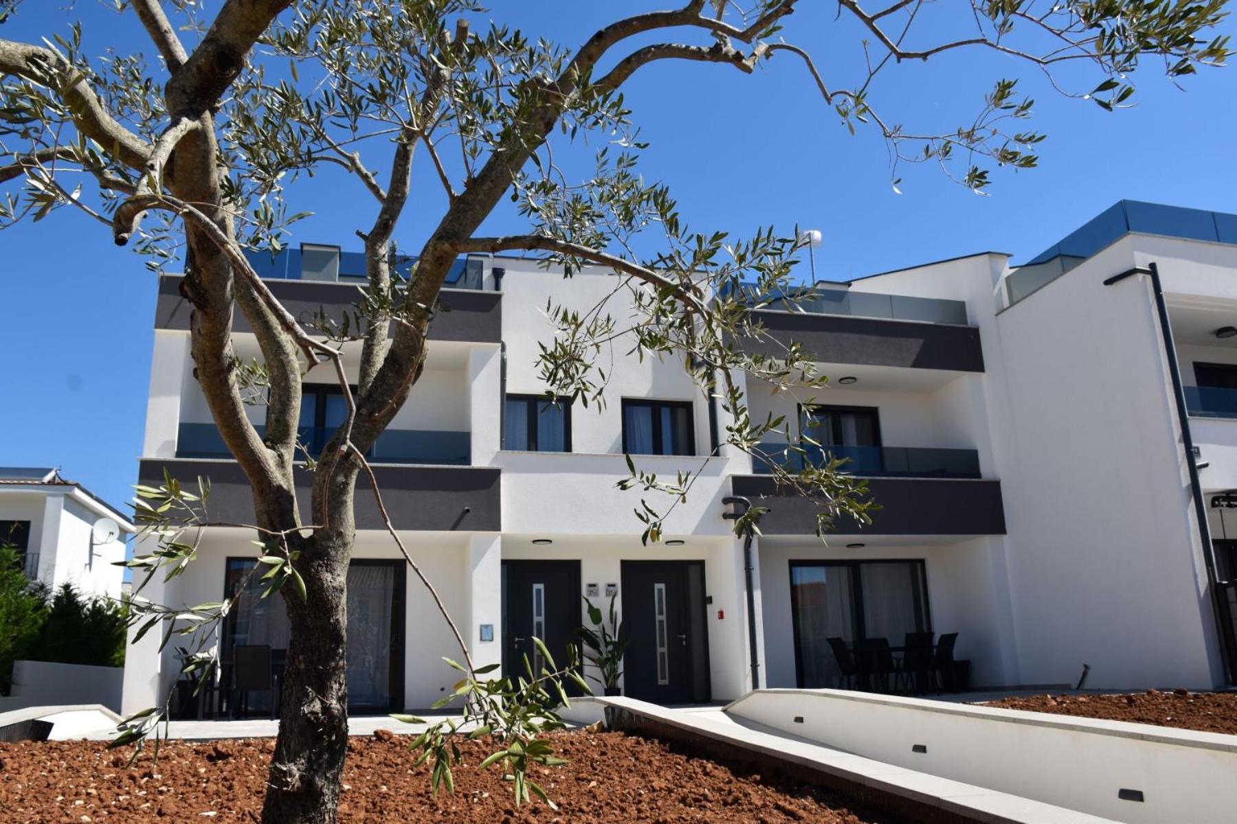פאז'אנה Apartments Rismondi 37E מראה חיצוני תמונה